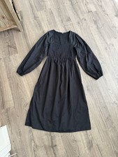 Old Navy Smocked puff sleeve Women’s Dress size Medium