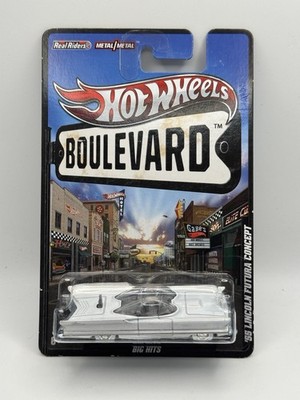 Hot Wheels Premium Boulevard Big Hits '55 Lincoln Futura Concept - 1:64 (READ)