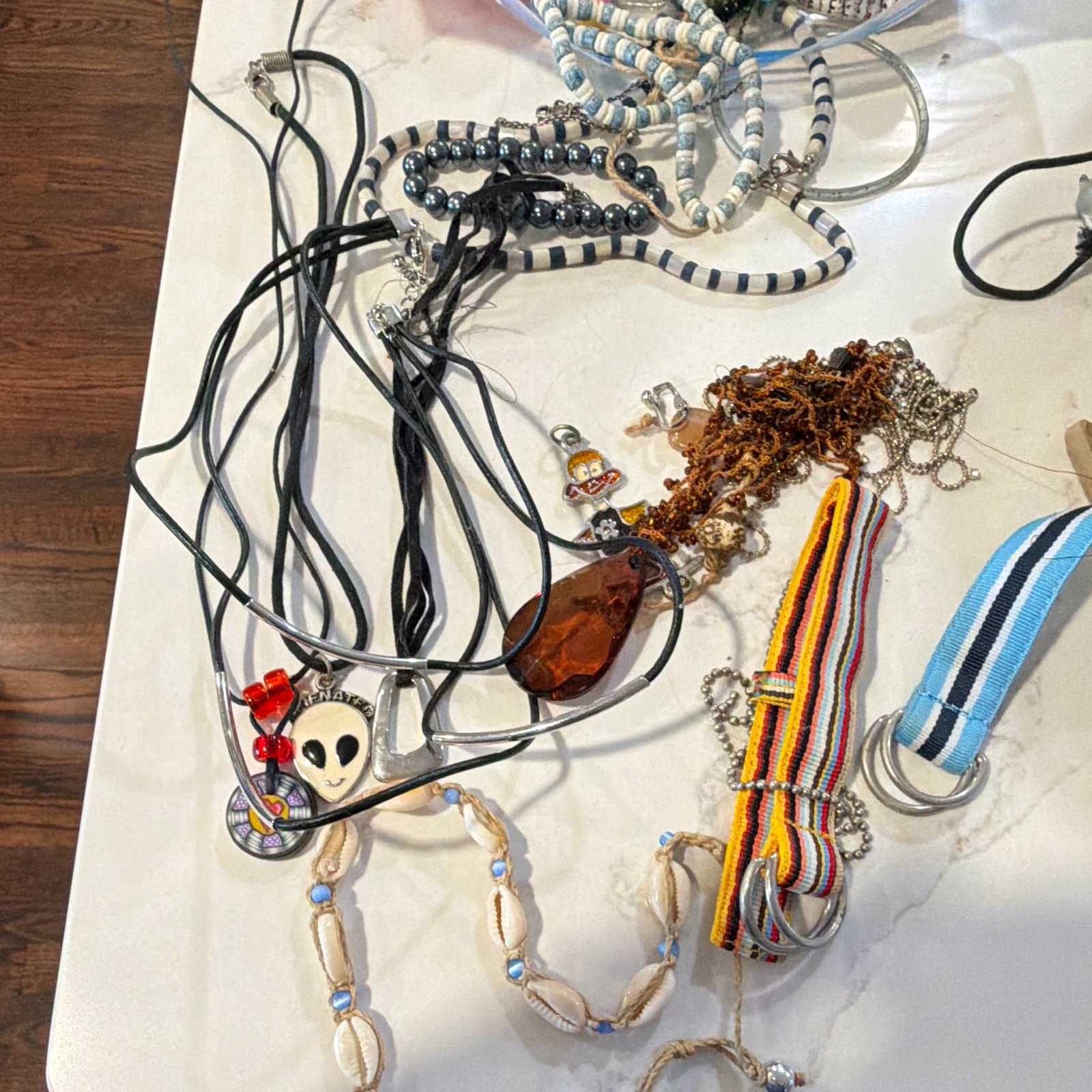 Mixed Lot Fashion Necklaces Multicolor Assorted, Mixed Materials & Metals