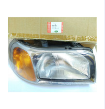 LAND ROVER FREELANDER L314 Front Right Headlight LHD USA AMR4001 NEW GENUINE