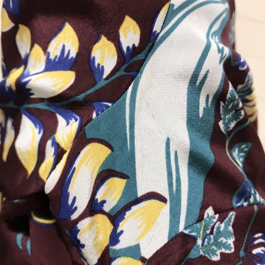 PRADA Authentic Back Button Floral Design Silk Lo… - image 5