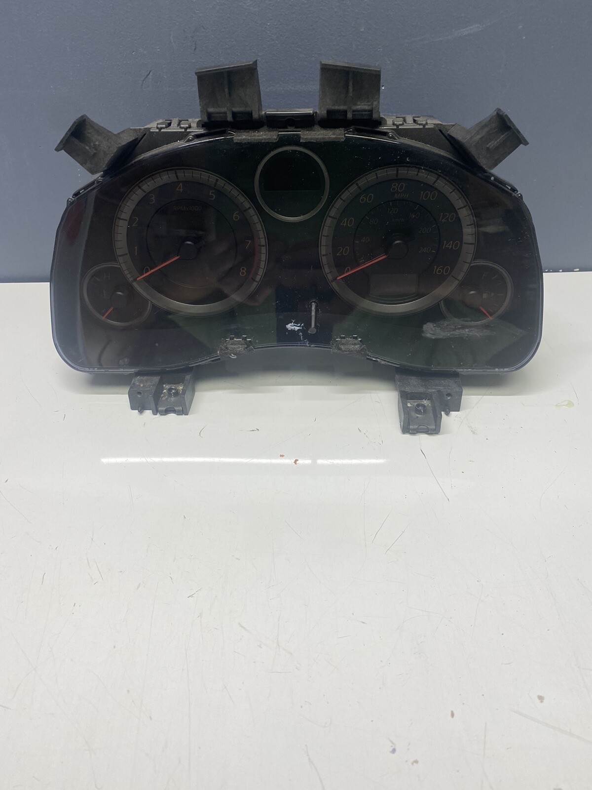 INFINITI G35 CLUSTER INSTRUMENTS SPEEDOMETER GAUGES 2005 GAS GAUGE