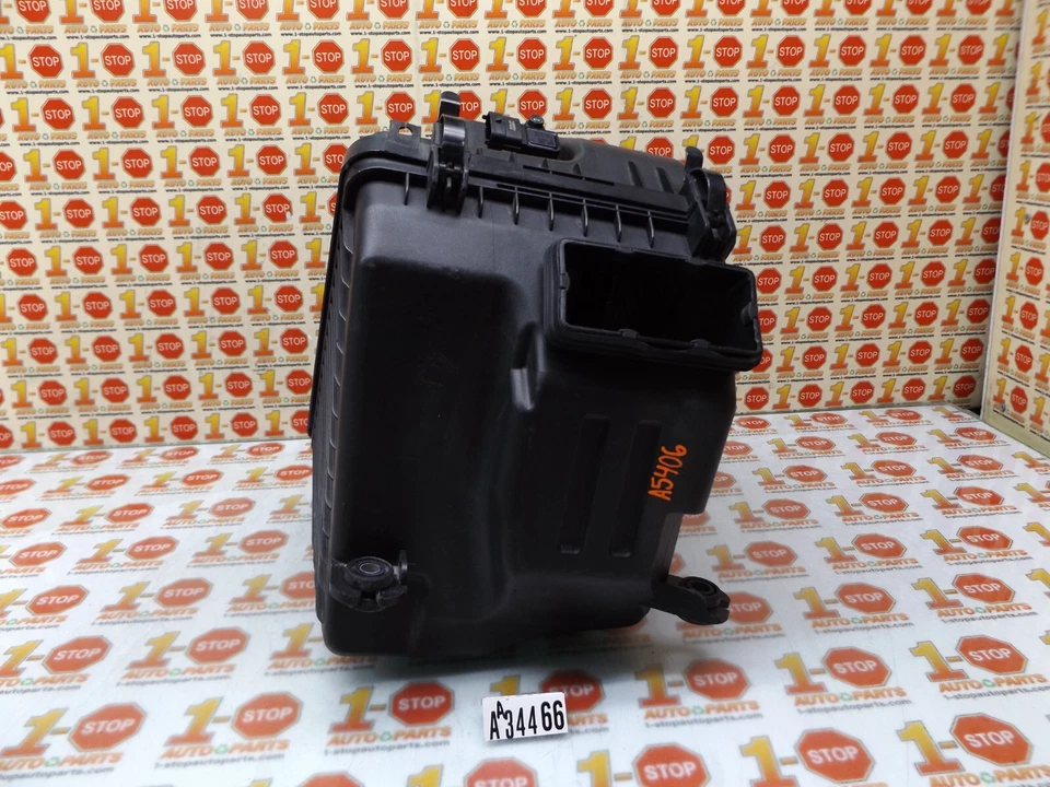 HYUNDAI SANTA FE 2010-2012 3,5 L FILTRO DE AIRE CAJA MONTAJE 28110-2P100 OEM Foto 3 de 4