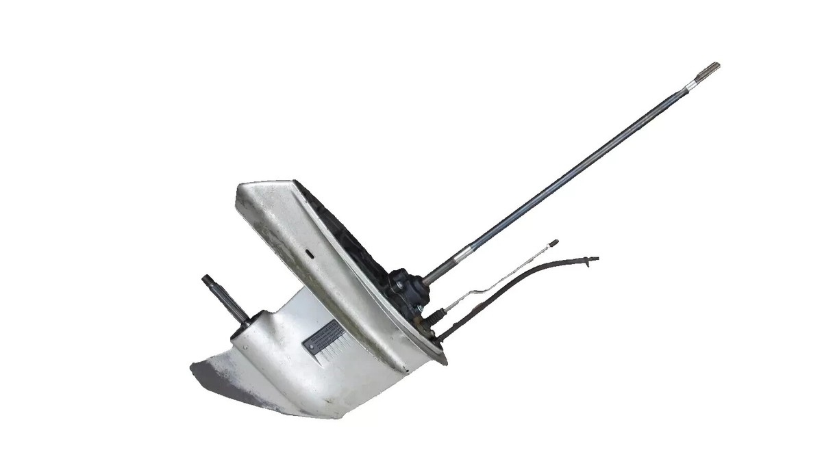 Pre-1997- 1999 BF50 50hp Honda Outboard Lower Unit 25