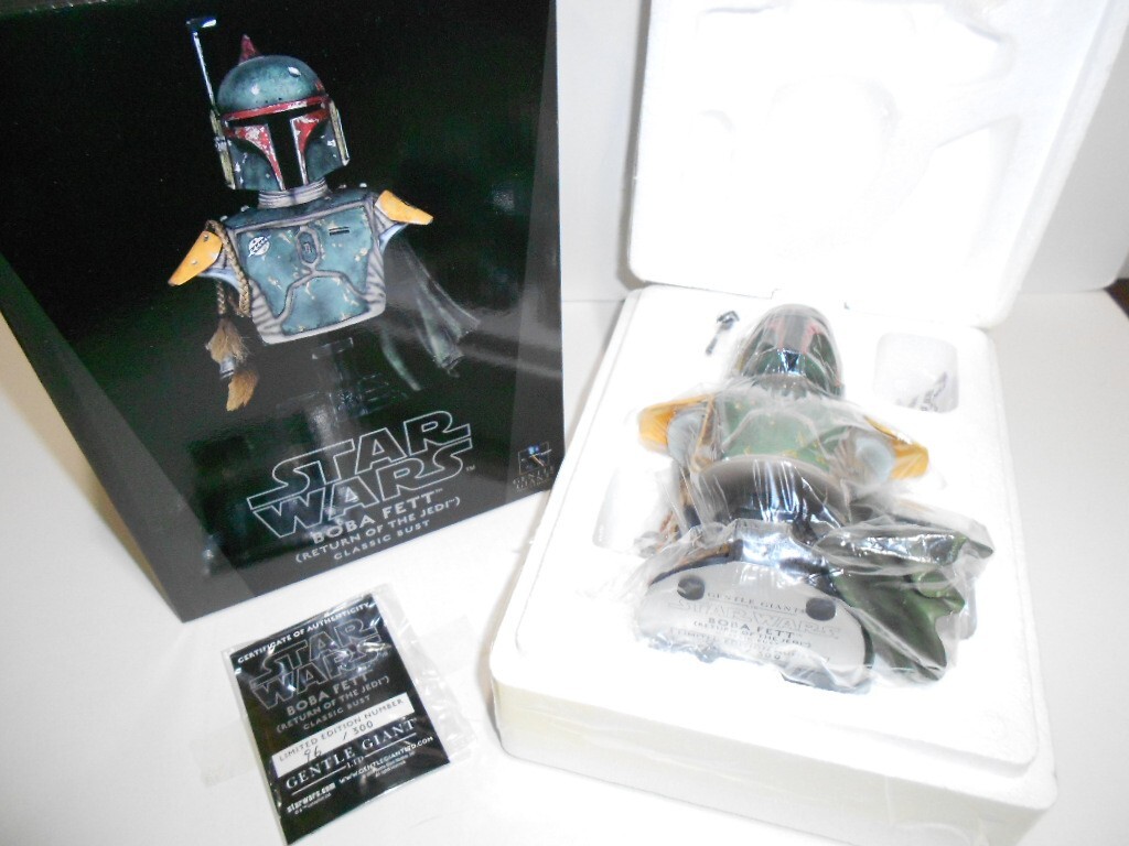 Star Wars Gentle Giant PGM Boba Fett Classic Collectible Star Wars Gentle Giant PGM Boba Fett Classic Collectible