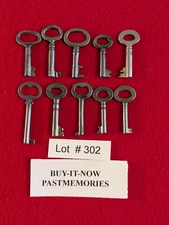 LOT OF 10 MINIATURE-SMALL ANTIQUE VINTAGE BARREL KEYS, CLEANED-NO RUST!! LOT#302