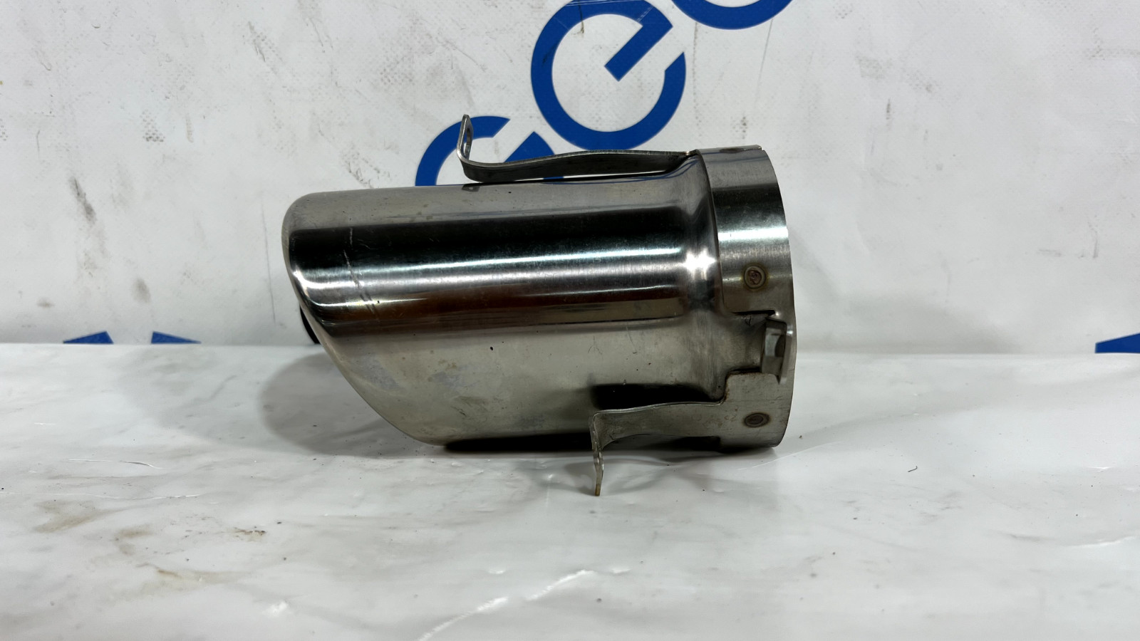 ASTON MARTIN V8 VANTAGE GTS REAR LEFT EXHAUST MUFFLER TIP TAIL PIPE OEM 11-17 💠