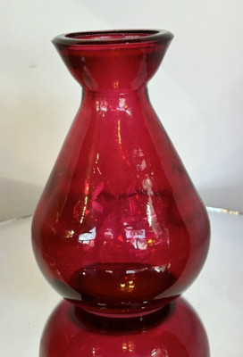 Vintage 4'' Blood Red Vase Heavy Glass Hand Blown Rare Find Perfect Showpiece