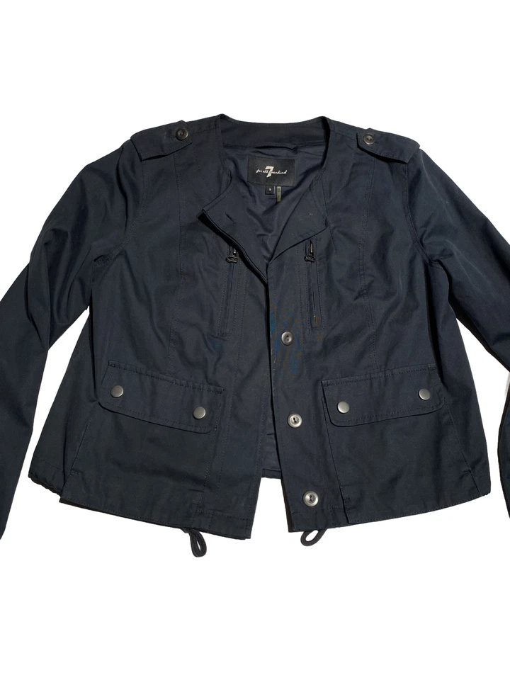 Chaqueta corta negra Seven For All Mankind para mujer talla pequeña Foto 2 de 4