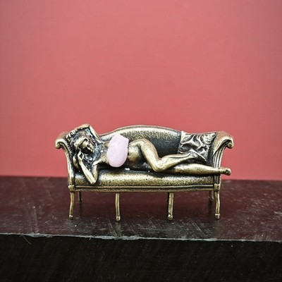 39mm Solid Brass Mini Figurine Lying On Sofa Beauty Statue Body Model Ornament