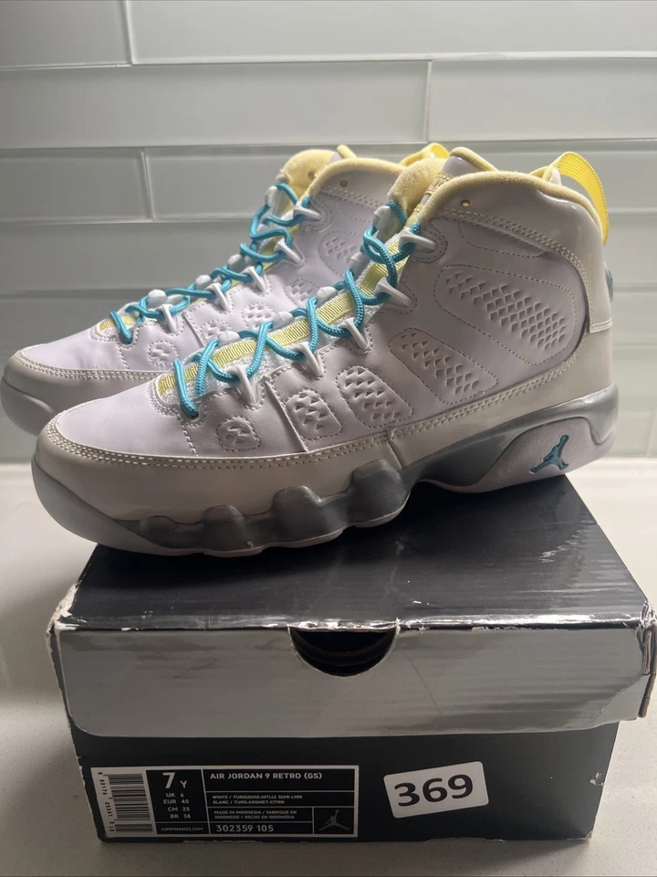 Jordan 9 Retro Blanco Turquesa Metálico Plateado - Talla 7Y/8.5W - (302359-105) Foto 2 de 4
