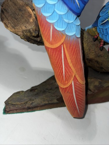 Set Of 2 Hand Painted Wood & Leather McCall & Parrot Birds From Mexico On... - Picture 13 of 17