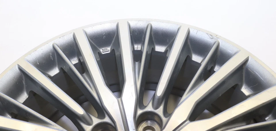 Llanta de aluminio Mitsubishi Outlander III GF0 Facelift 4250F624 llanta 18 pulgadas 7J - Imagen 2 de 4