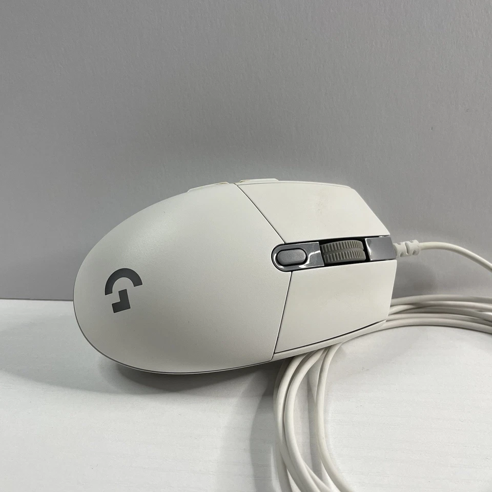 Razor Mouse Bungee & Logitech G203 LightSync Bundle - Great Condition With Box - Image 3 of 4