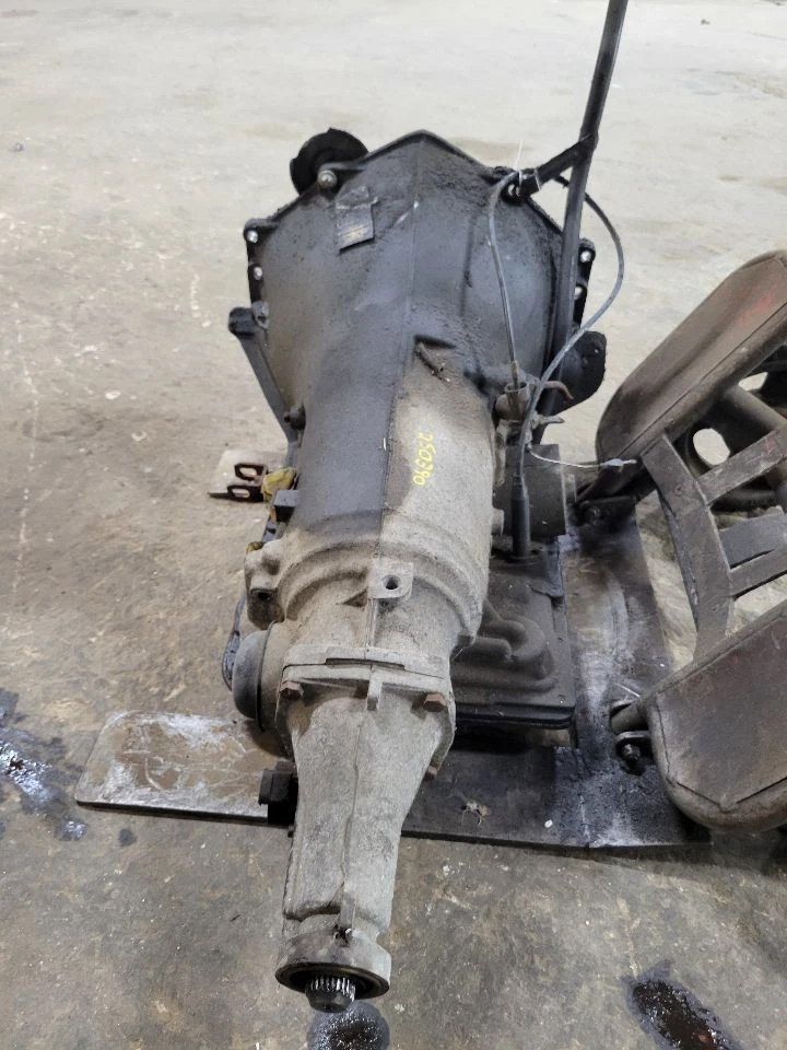 Automatic Transmission Fits 88-93 CAPRICE 1671440 - Image 4 of 4