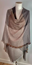 EILEEN FISHER SOFT LUXURIOUS WOOL BLEND EARTH TONES PLAID SCARF WRAP CAPE O/S