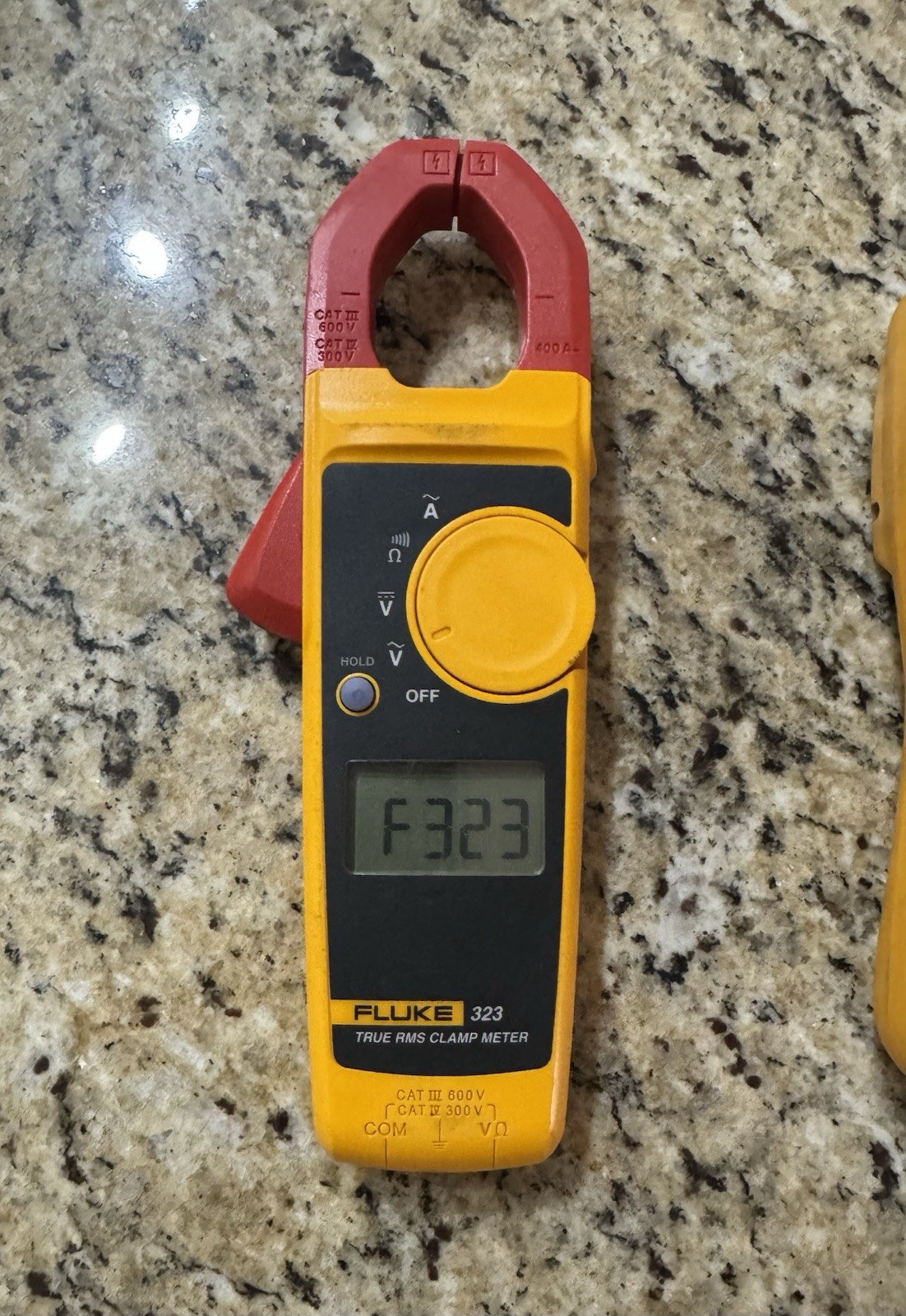 Fluke 116 True RMS Multimeter and Fluke 323 True RMS Clamp Meter with leads