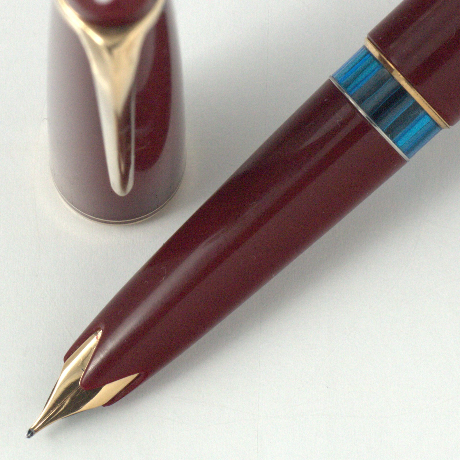 Montblanc No. 22 (1960s) 14C F All gold wing nib Overhauled & Fully serviced