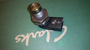 Used BMW Fuel Rail Pressure Sensor For M47 & M57 Engines | Fits E60, E61, E90 & More | OEM 0281002497