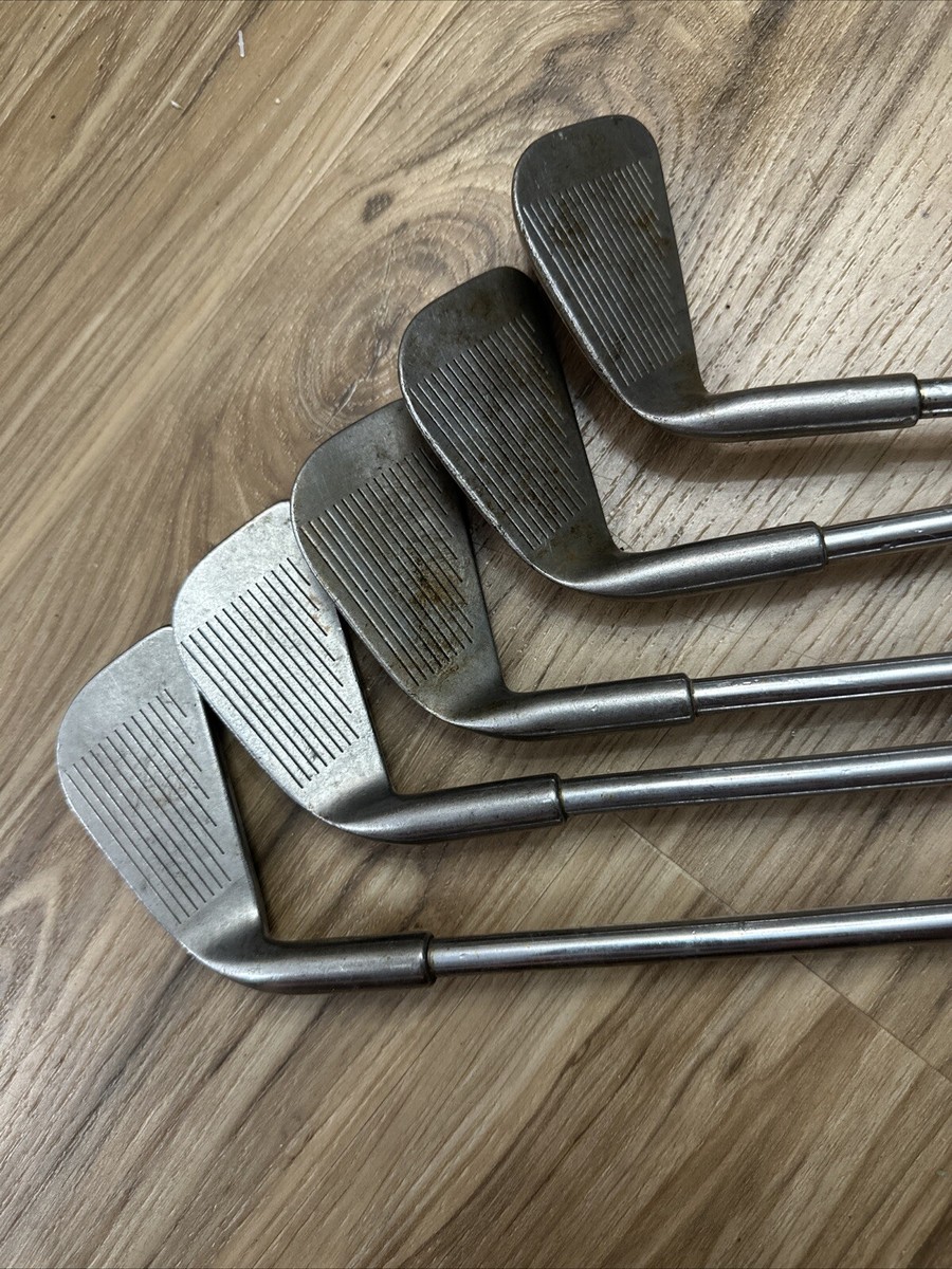 Vintage Ping Karsten I Dot 2,4, 7-9 W Iron Set Right Handed Vintage Ping Karsten I Dot 2,4, 7-9 W Iron Set Right Handed