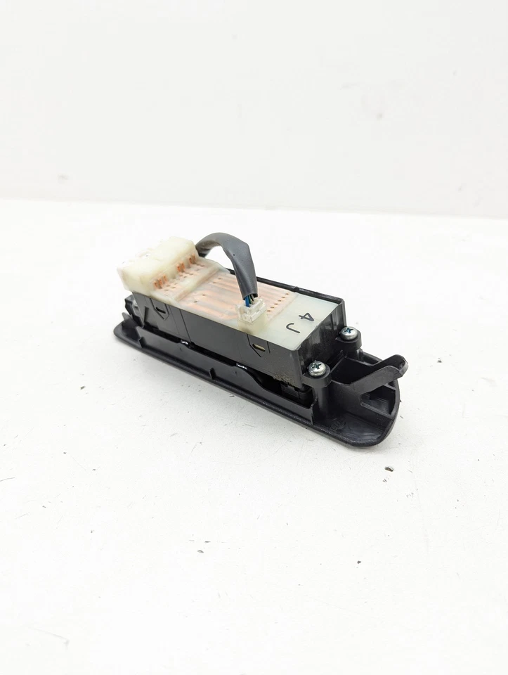 Interruptor principal de ventana eléctrica para conductor Infiniti G20 1999-2002 Foto 4 de 4
