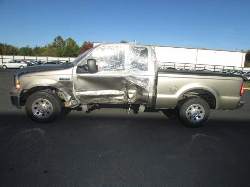 BANDEJA BATERÍA PARA CAMIONETA FORD F250 SD 05 06 07 Foto 2 de 4