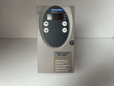 Telemecanique ATV31H018M2 Dimmer Altivar 31 0,18kW 1/4PS (P158.17)