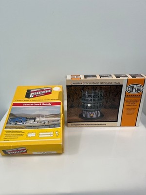 Walthers N Scale Central Gas Supply, & Con-Cor Cambria City Butane