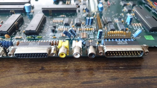 Amiga 2000 Motherboard Rev 6.4 + Agnus 8375 + Denise 8373R4 + Kickstart 3.1 - Afbeelding 5 van 13