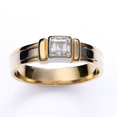 18 kt Gelb- und Weißgold zweifarbiger 0,4 kt Stufenschliff Diamant Solitär Bandring