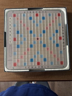 Vintage 1977 Sechow & Righter Deluxe Edition SCRABBLE Turntable 