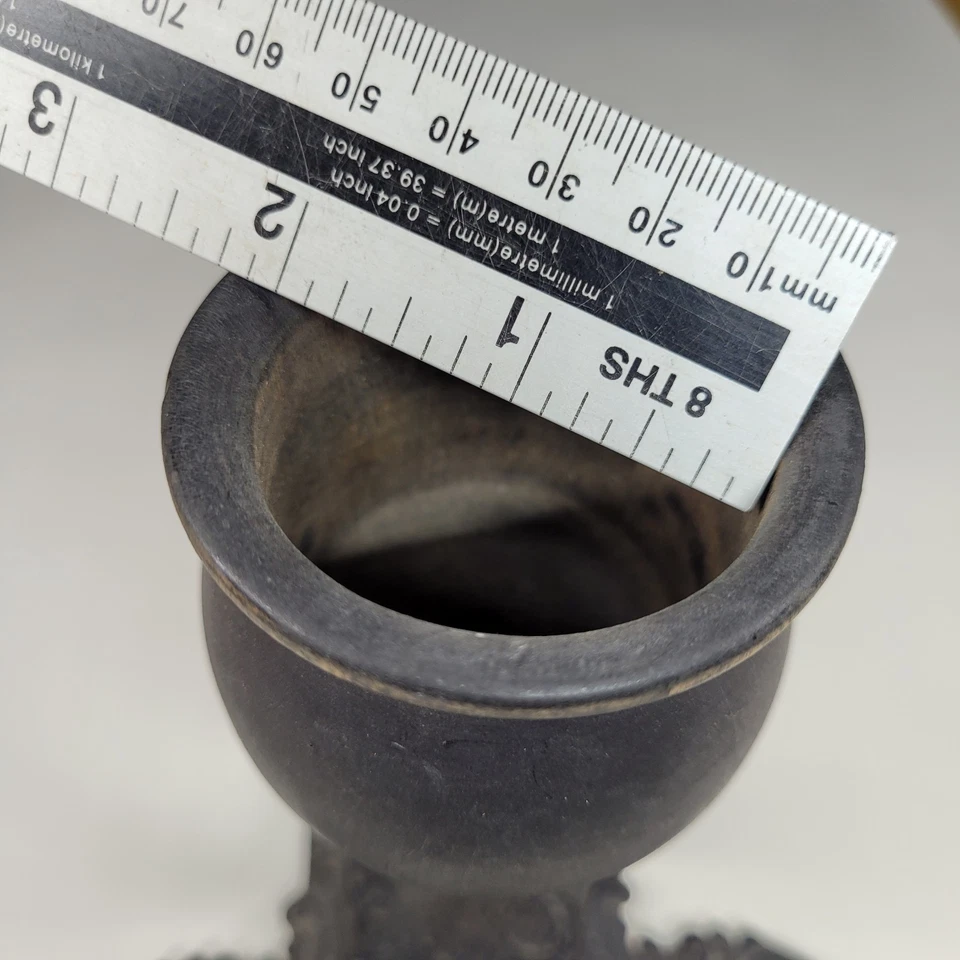 Fondo base metal tintero antiguo, decoración superior madera Foto 4 de 4