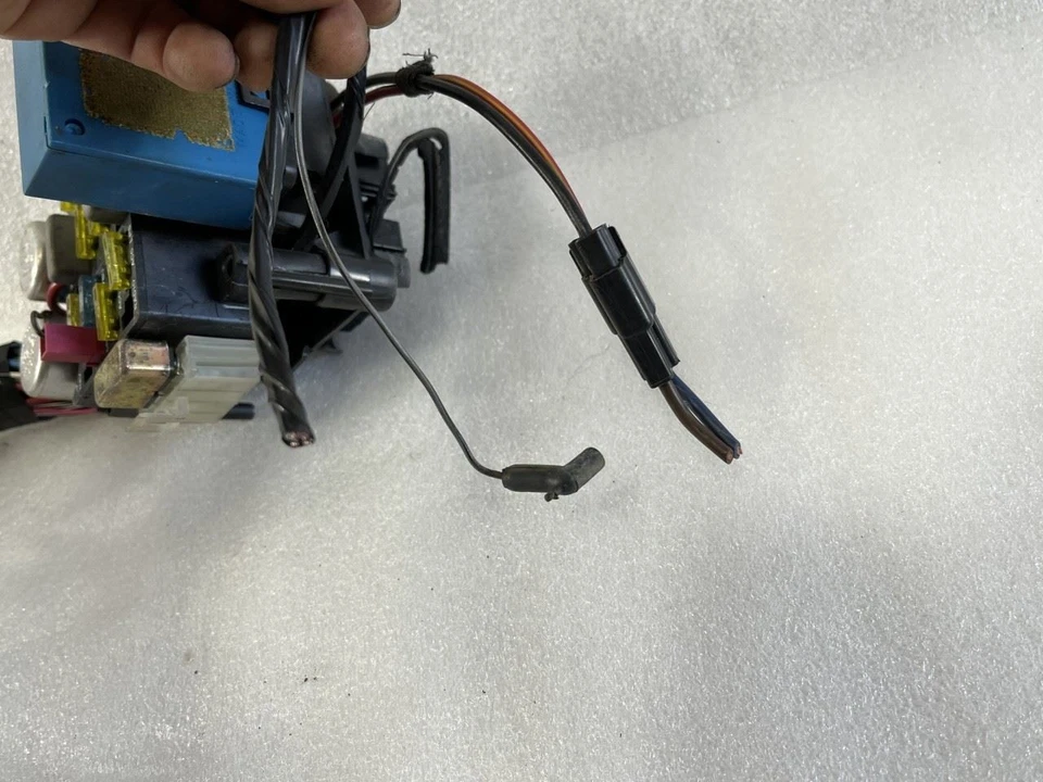 1986 1987 1988 1989 1990 1991 JEEP GRAND WAGONEER DASH FUSE RELAY BOX PANEL - Image 3 of 4