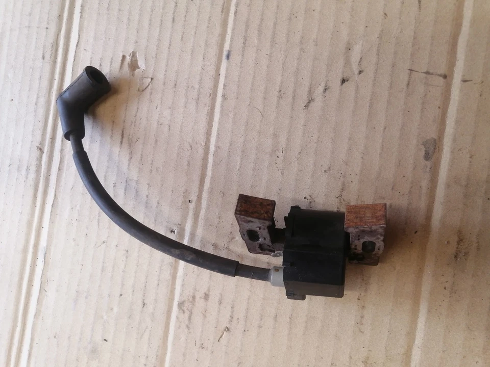 Bobine d'allumage (ORIGINE) HONDA GCV 530 - Photo 2/2