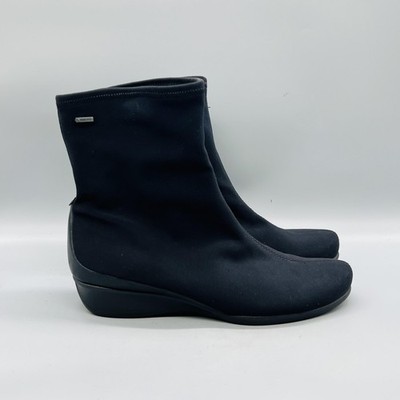 ECCO Boots Women 9.5 Black Felicia Gore Tex Ankle Waterproof Pull On Wedge Shoes