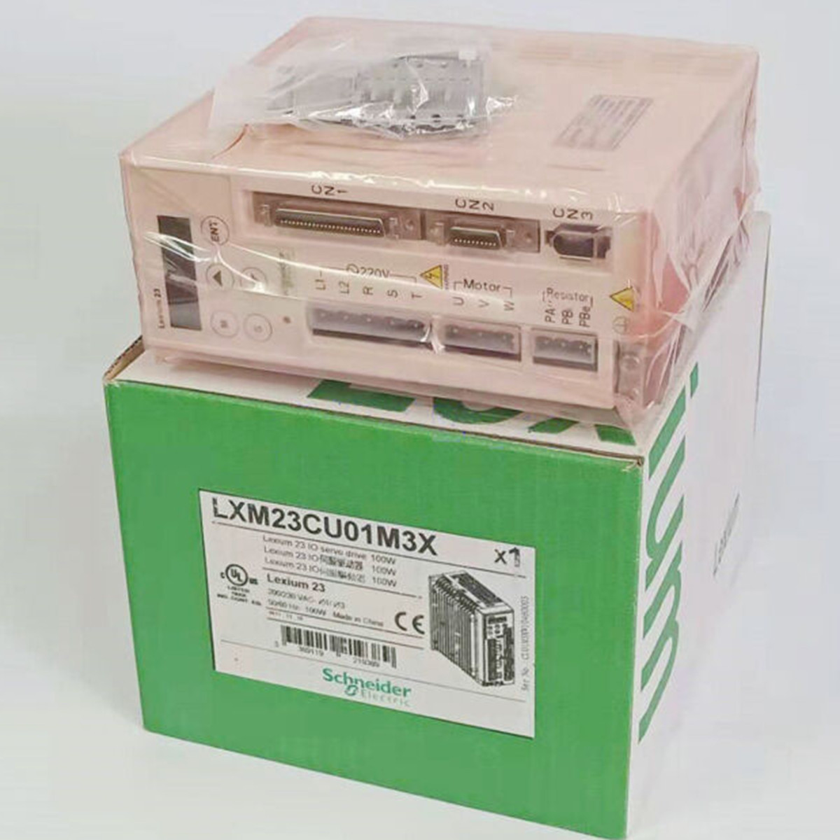 NEW SCHNEIDER LXM23CU01M3X Servo Drive