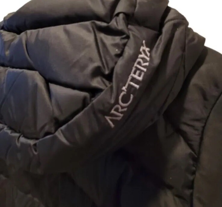 Felpa con cappuccio Arc'teryx donna al torio nera XL nuova con etichette 2023 $500