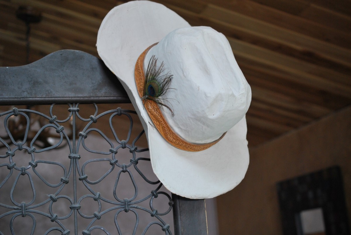 Vintage 10gal Straw Cowboy Hat with Feather Accent Straw Cowboy Hat With Feathers - Etsy main image 4