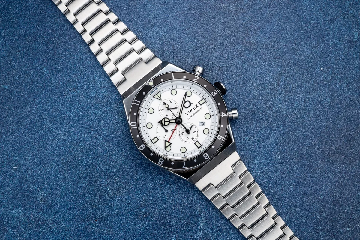 Chronographe Timex Q GMT Blanc TW2V69900