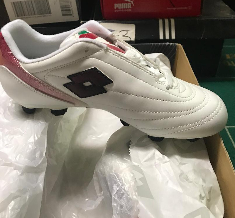 Lotto PWMR 5H Derby FG Tacchetti da calcio G4176 taglia 51 2 NUOVI