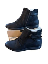 Clarks Wave 2.0 Tie Black Suede Black Lace Up Sneakers NEW 13 M