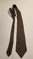 Strathmore men s vintage tie. Classic length. 100 silk.