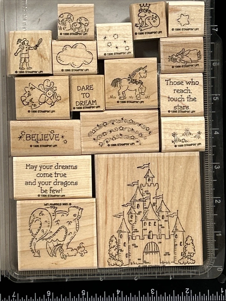 Stampin' Up Dreams & Dragons Caballero Princesa Castillo Rana Setas Unicornio Foto 2 de 4