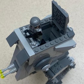 Lego Star Wars  7657   AT-ST    With Mini-Figure   Manual and Box