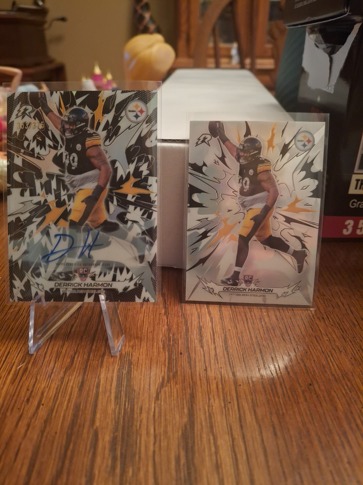 Derrick Harmon 2025 Topps Resurgence Auto /375 Black Surge Color Match +1