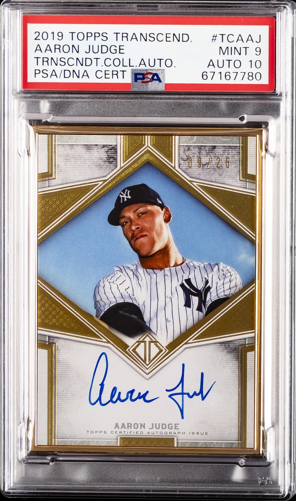 AARON JUDGE 2019 TRANSCENDENT FRAMED TRANSCENDENT AUTOS #AJ 9/25 PSA 9 AUTO 10 