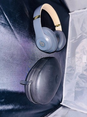 Beats Studio3 Wireless Noise Cancelling Headphones Shadow Gray