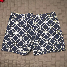 Crown Ivy Women s Chino Shorts Size 8 Blue/White Geometric Flat Front