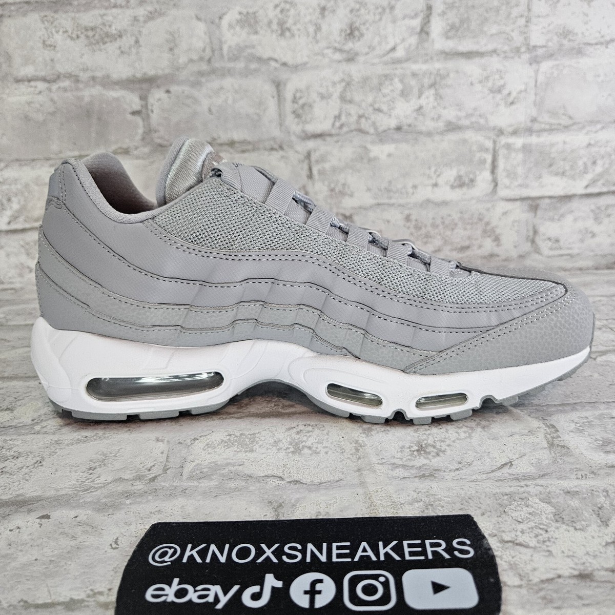 NIKE AIR MAX 95 ESSENTIAL 27.5 ㎝ Nike Air Max 95 Essential Men's Running, Cross Training