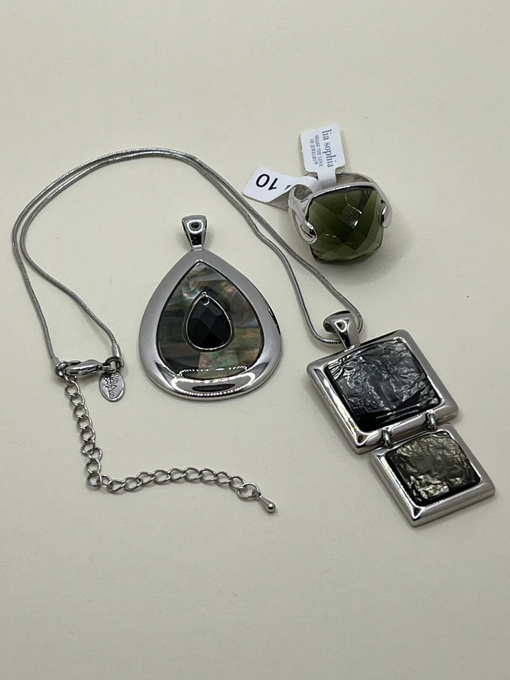 Lot Of 4 Lia Sophia 1 Chain 2 Pendants 1 Ring NWT Sz. 10 Silver Tone Black/Green - Image 3 of 4